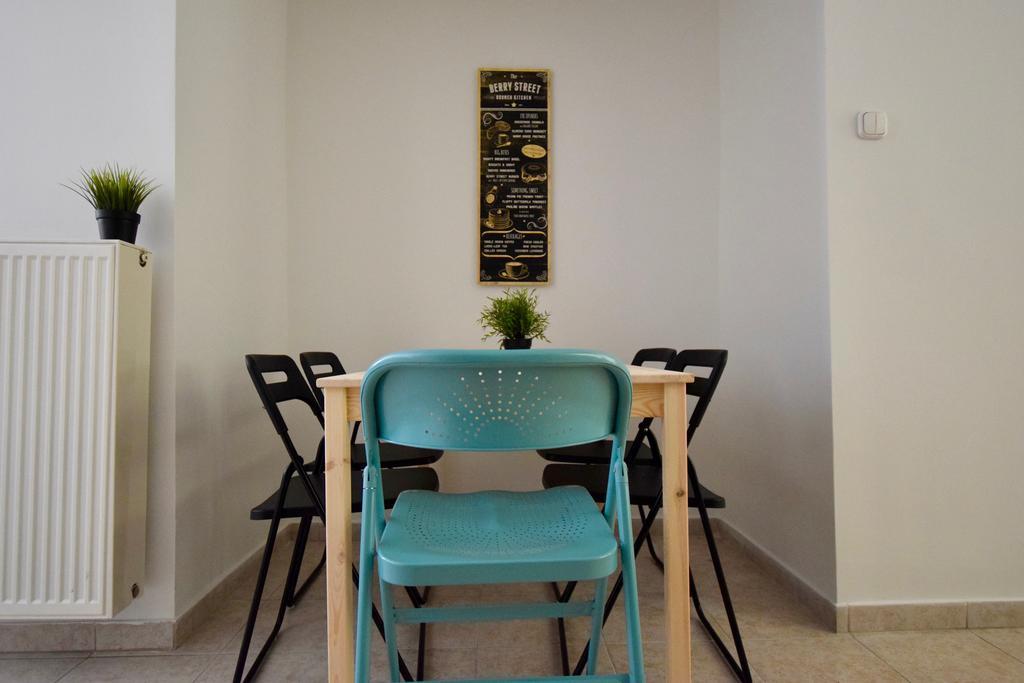 Budget Apartment By Hi5 - Akacfa 4 Budapest Exterior foto